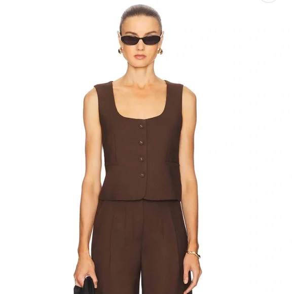 WeWoreWhat Scoop Tailored Vest & Pant Set - Picture 2 of 15